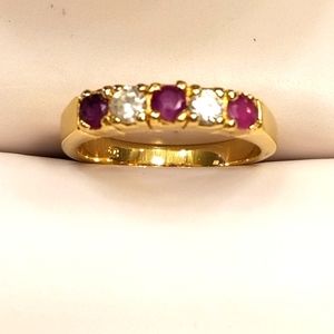 ✅Stackable Gold-plated, 3 Real Rubies & 2 CZs ring, size 5